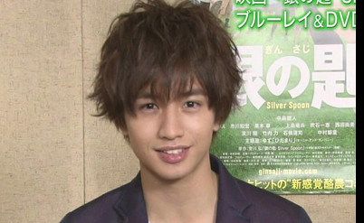 中島健人の18年最新の髪型は 短髪や金髪 パーマもしていた Dream Fighter